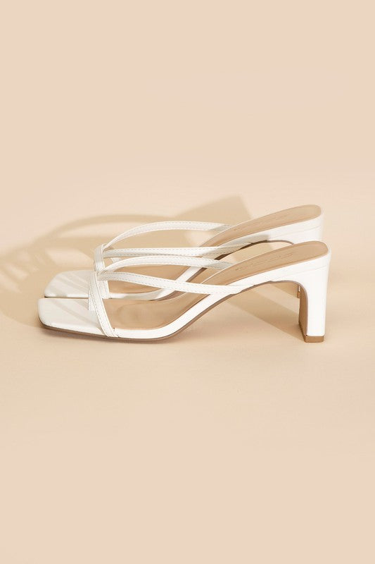 Connie Heel