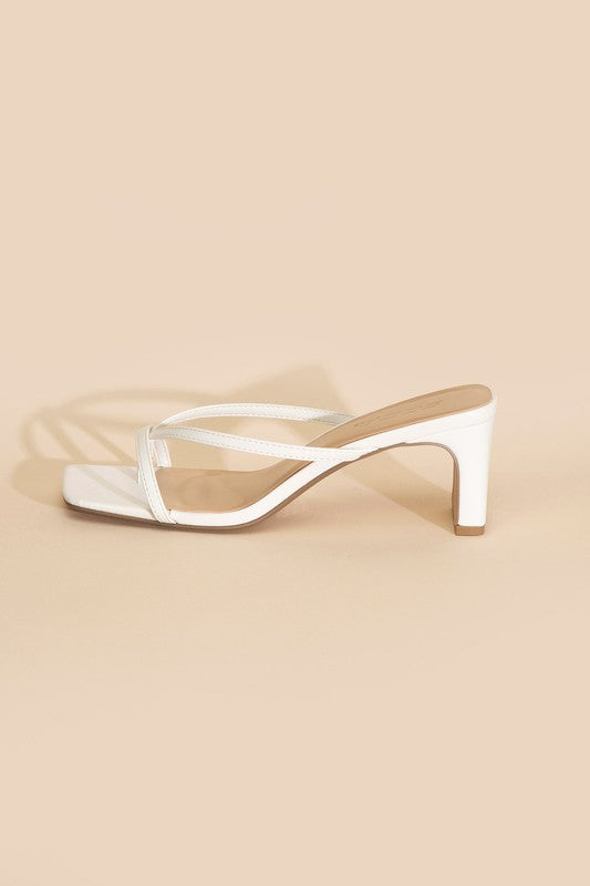 Connie Heel