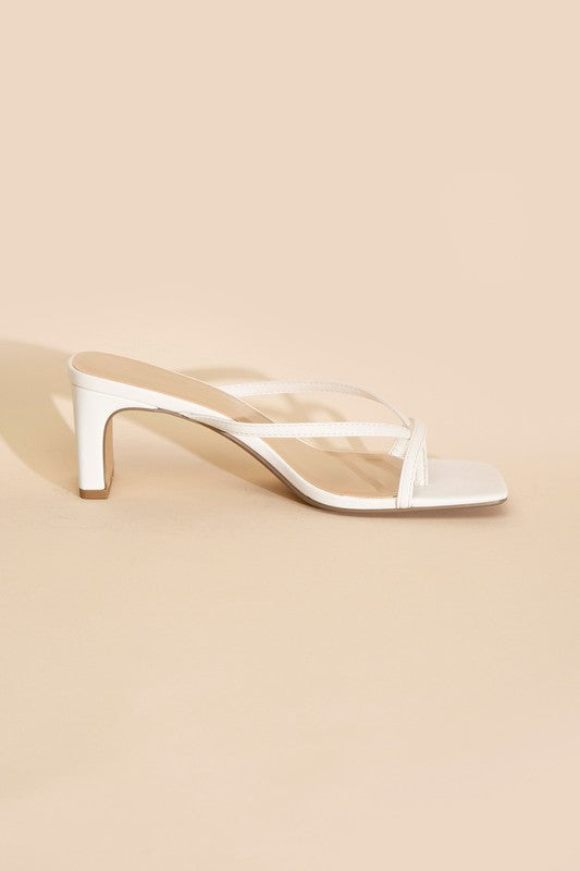 Connie Heel