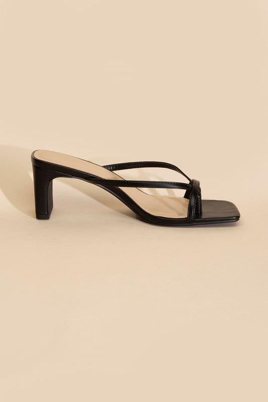 Connie Heel