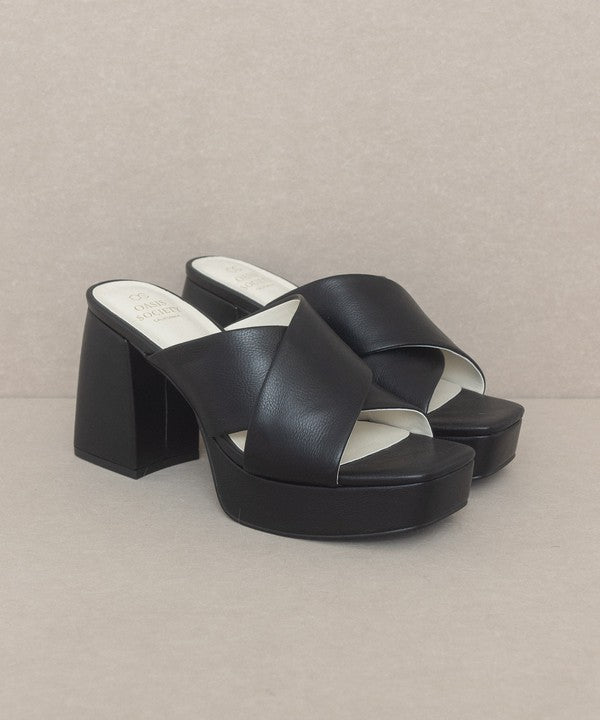 Carmen Chunky Mule