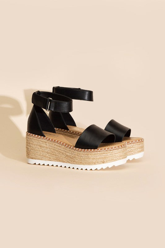 Tucker Sandal